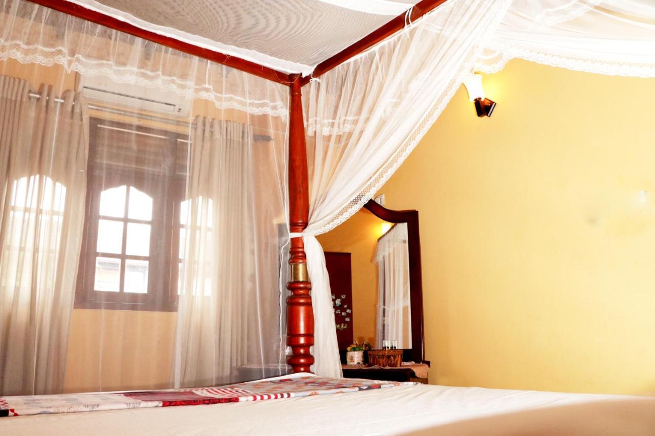 Ariyadasa Guest House Galle Bagian luar foto