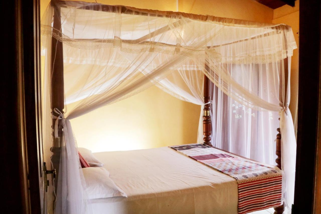 Ariyadasa Guest House Galle Bagian luar foto